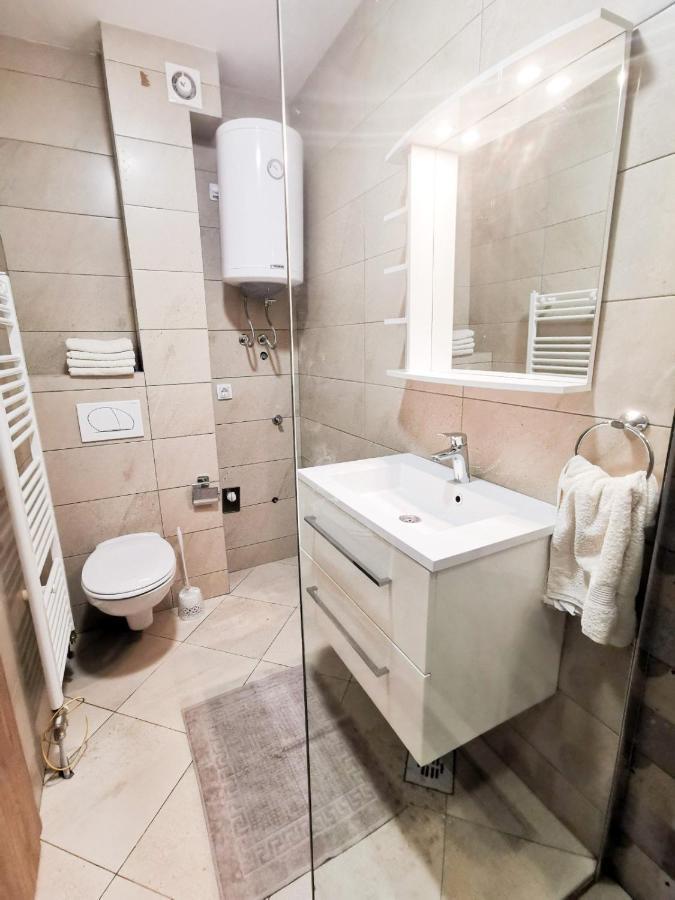 Apartmani Vidik - Groodvy House Яхорина Екстер'єр фото
