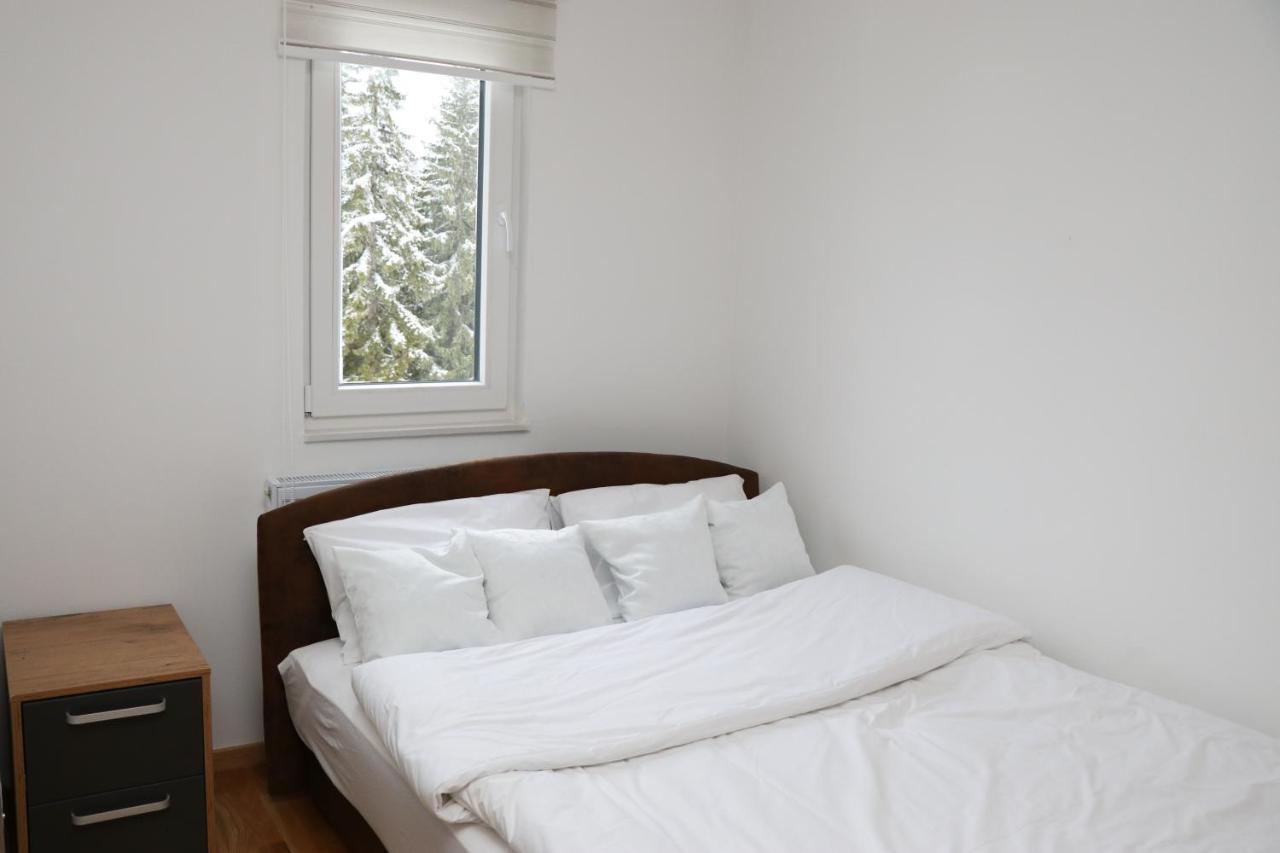 Apartmani Vidik - Groodvy House Яхорина Екстер'єр фото