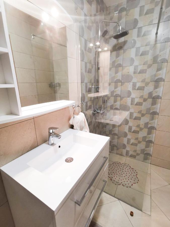 Apartmani Vidik - Groodvy House Яхорина Екстер'єр фото