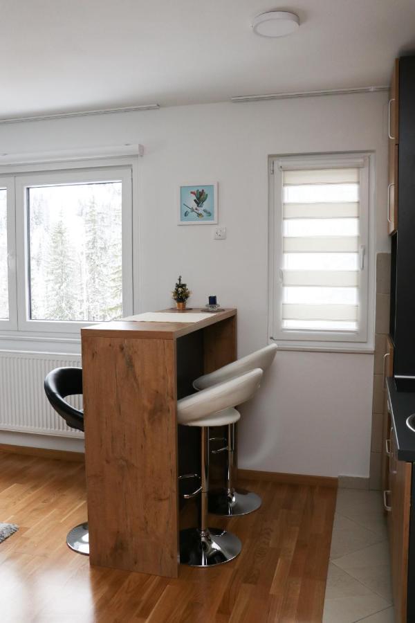 Apartmani Vidik - Groodvy House Яхорина Екстер'єр фото