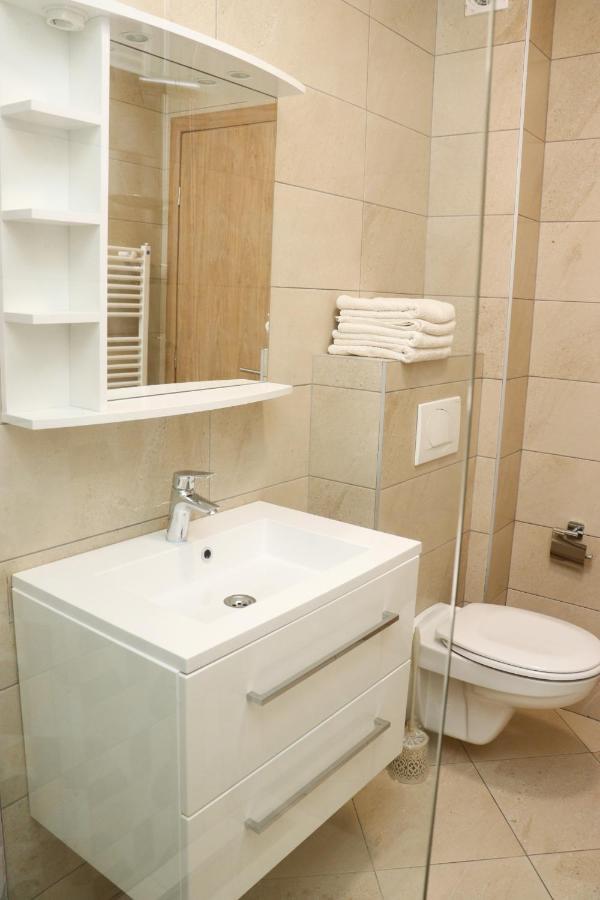 Apartmani Vidik - Groodvy House Яхорина Екстер'єр фото
