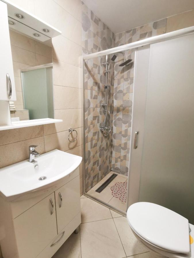 Apartmani Vidik - Groodvy House Яхорина Екстер'єр фото